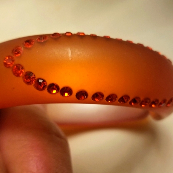 Thermoplastic, clamper bracelet with rhinestones. - Picture 2 of 4